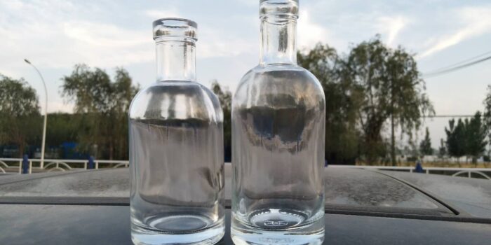 Classification And Raw Material Composition Of Gin/50ml 500ml 700ml 750ml Gin Glass Bottle